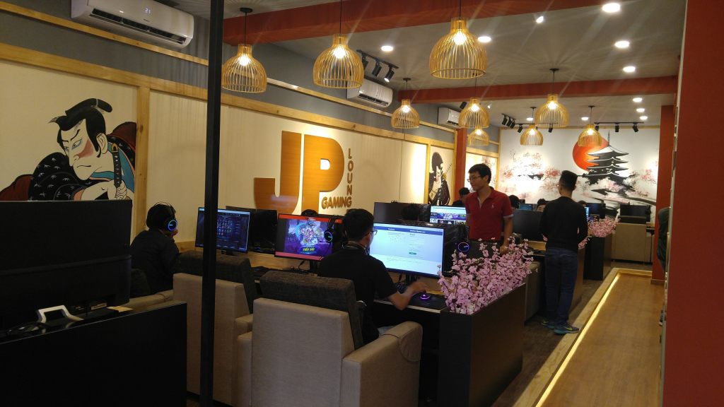 Mẫu vẽ tranh tường phòng game | 2