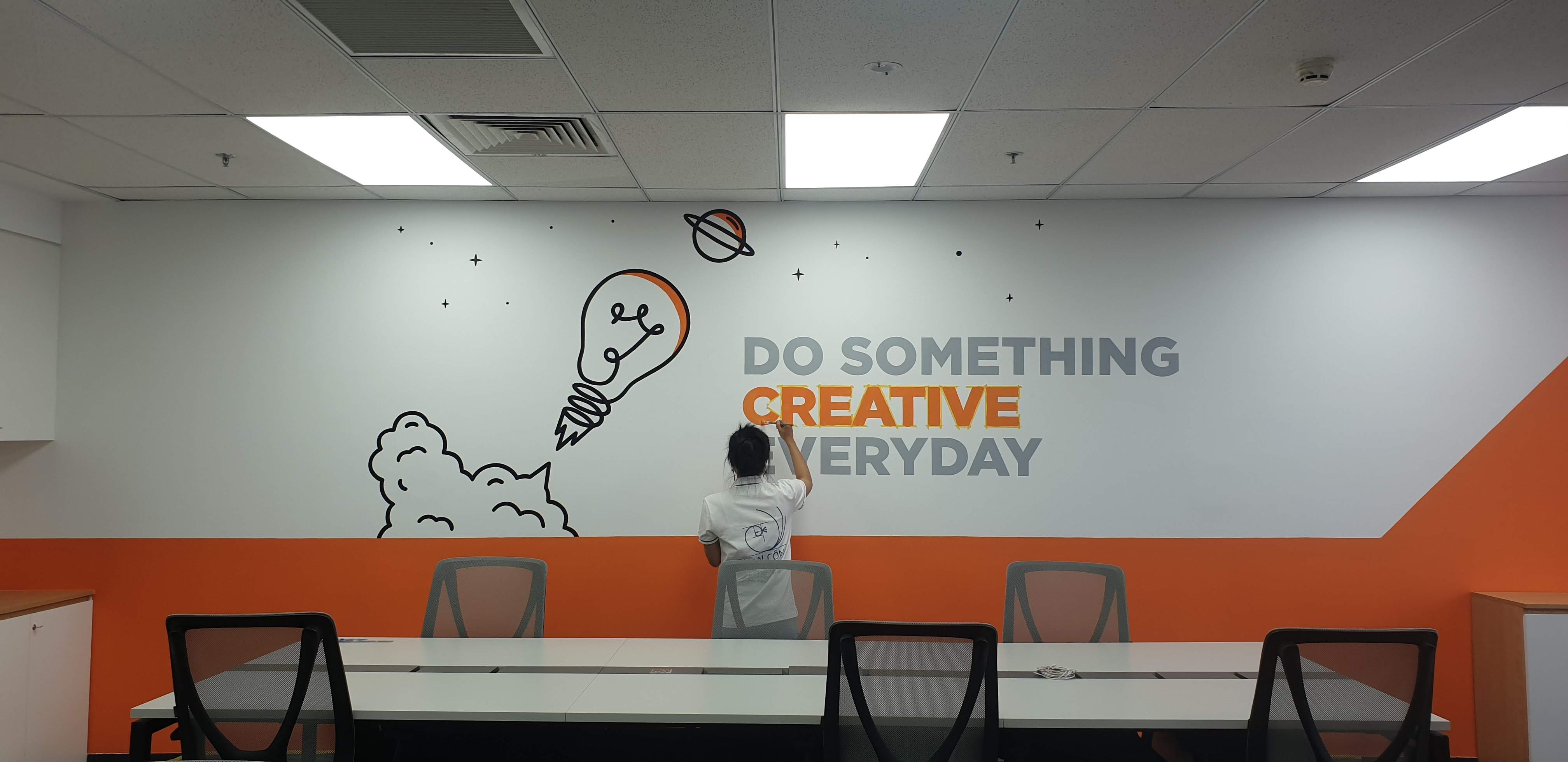 Tranh tường văn phòng do PHAN CÔNG decor thực hiện