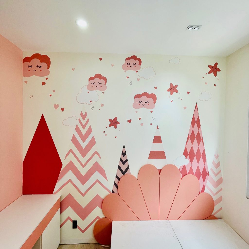 Tranh tường hợp màu mệnh hỏa tại PHAN CÔNG decor | Mẫu 3