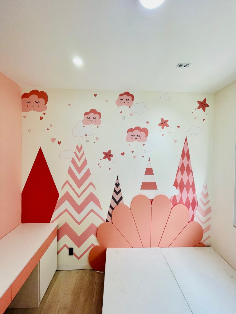 Vẽ tranh tường phòng bé gái | Mẫu 1