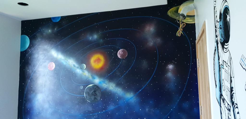 Tranh tường phòng ngủ do PHAN CÔNG decor thực hiện