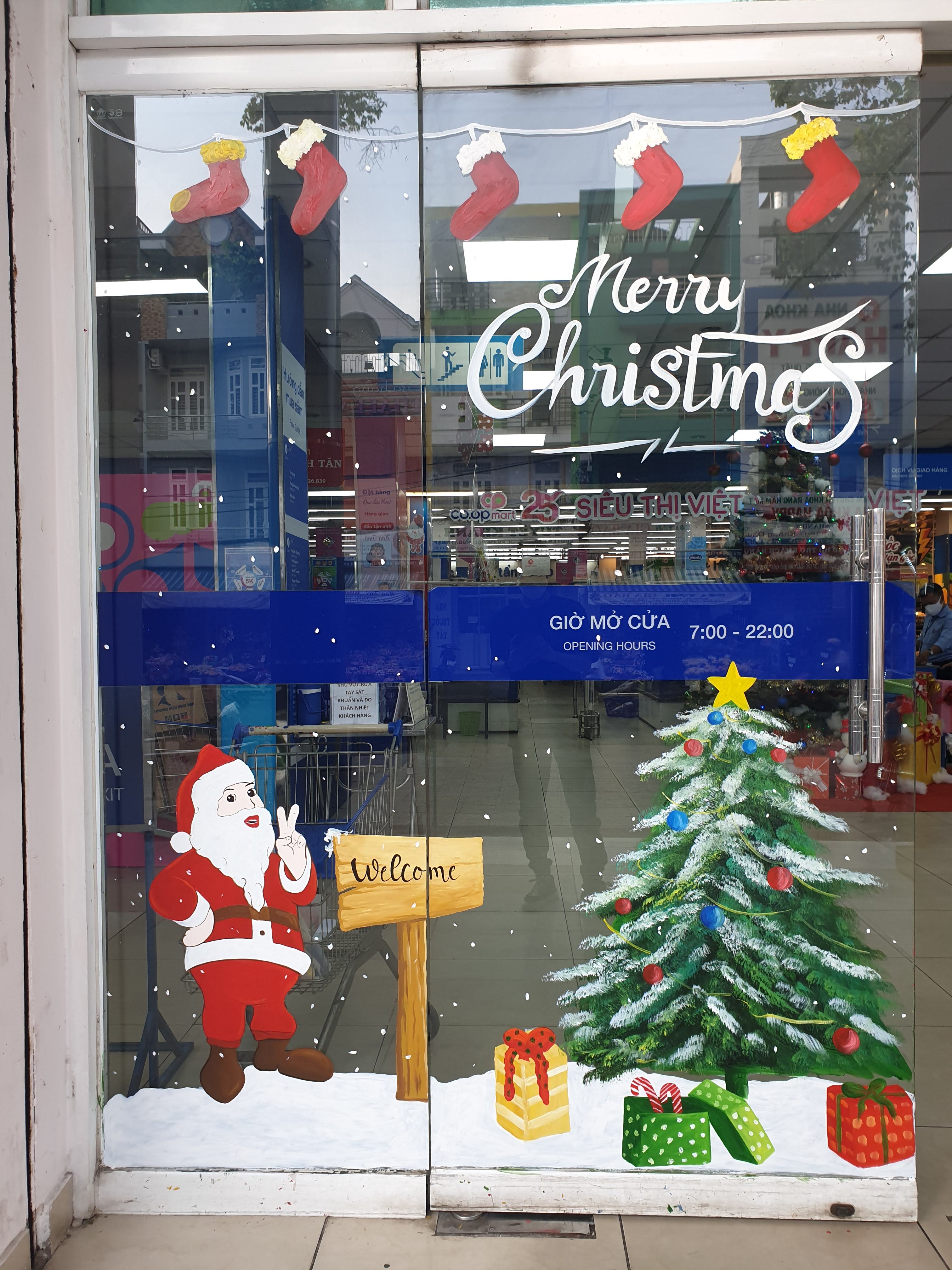 Mẫu vẽ tranh trang trí kính theo mùa | Mẫu 1