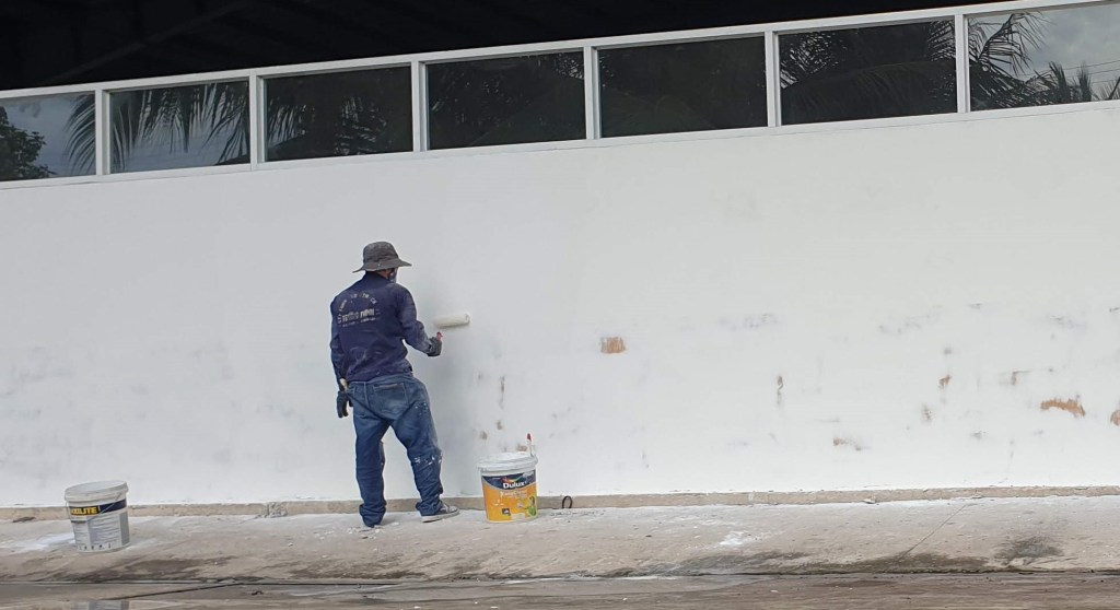 Vẽ tranh tường bán cố định