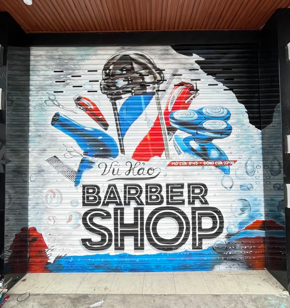 Vẽ tranh cửa cuốn tại PHAN CÔNG decor